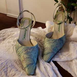 Ladies Beautiful Ankle Strap Heels Sz 11